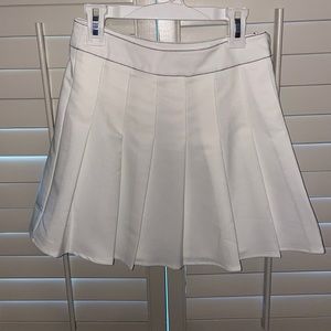 White pleated tennis skirt